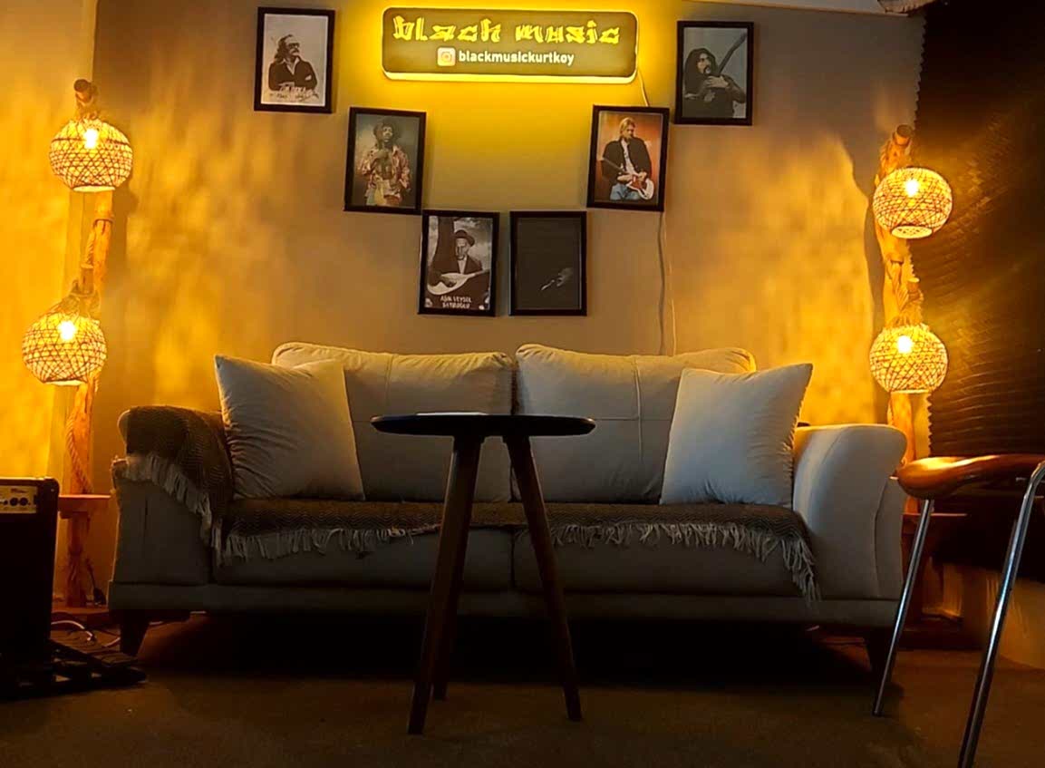 Black Music Sanat Okulu